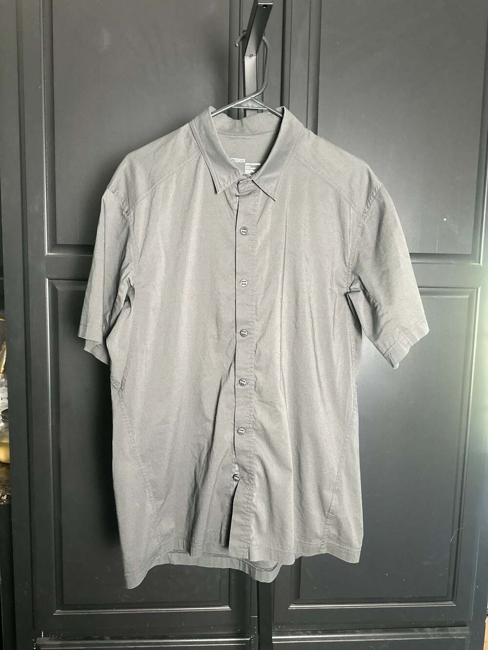 Arc'teryx Skyline Short Sleeve Shirt Men's Size Large Grey Trim Fit #401